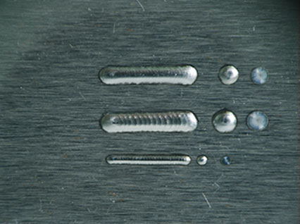 <a href='http://m.hfxgn.com/product/3.htm' class='text_a'>模具激光焊機(jī)</a>修復(fù)鏡面模具效果